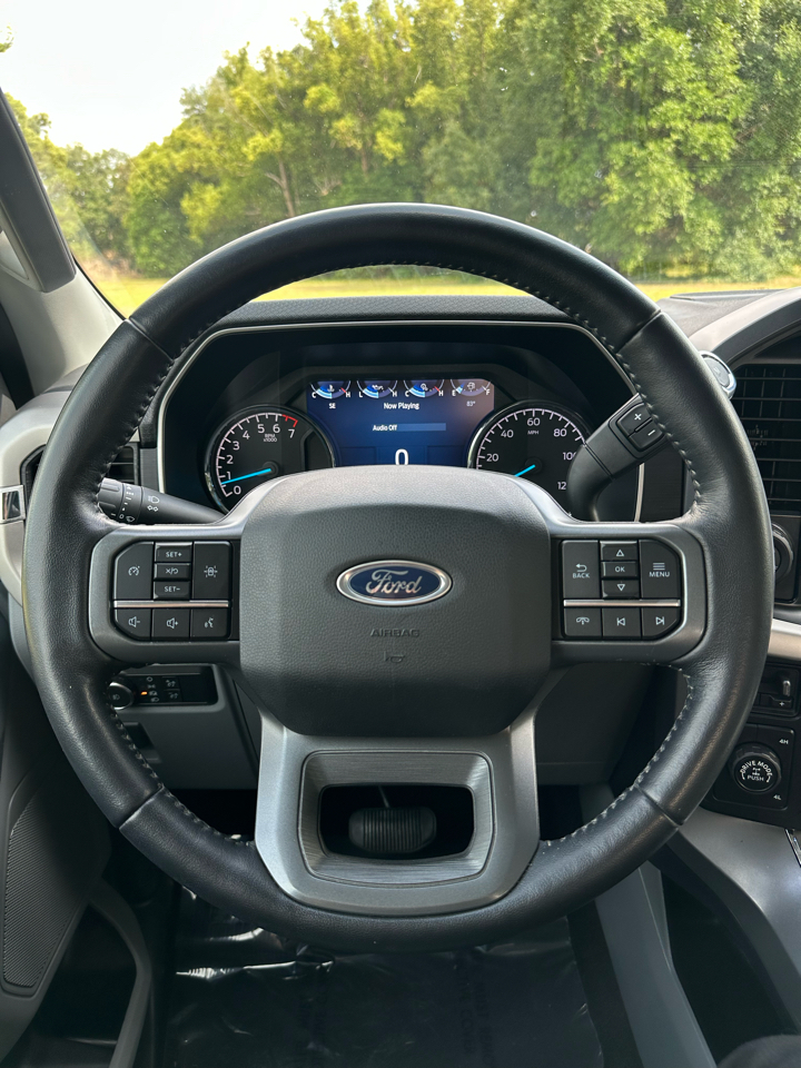 Ford F-150 XLT 4WD SuperCrew 5.5' Box 2022