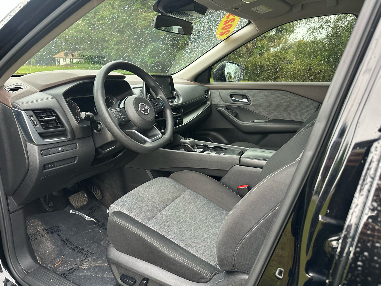Nissan Rogue FWD SV *Ltd Avail* 2023