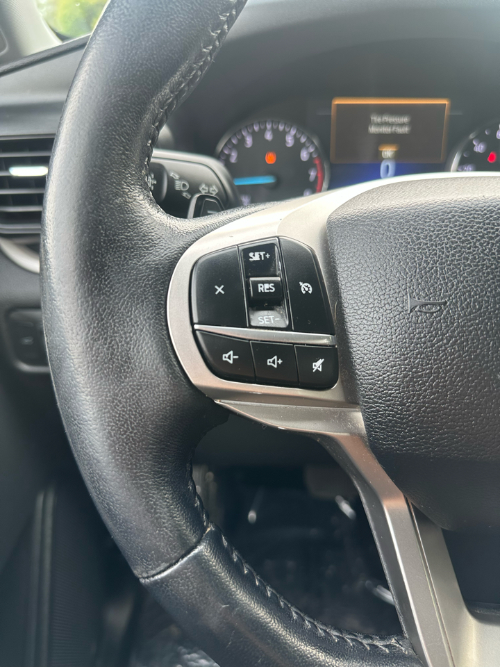 Ford Explorer XLT 4WD 2020