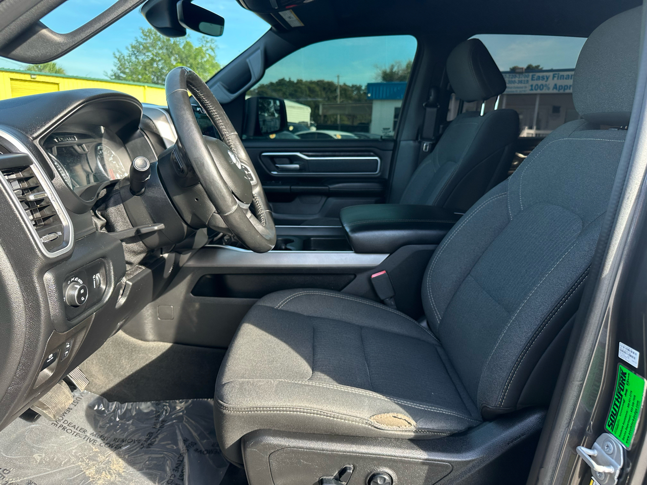 RAM 1500 Lone Star 4x2 Crew Cab 5'7" Box 2020