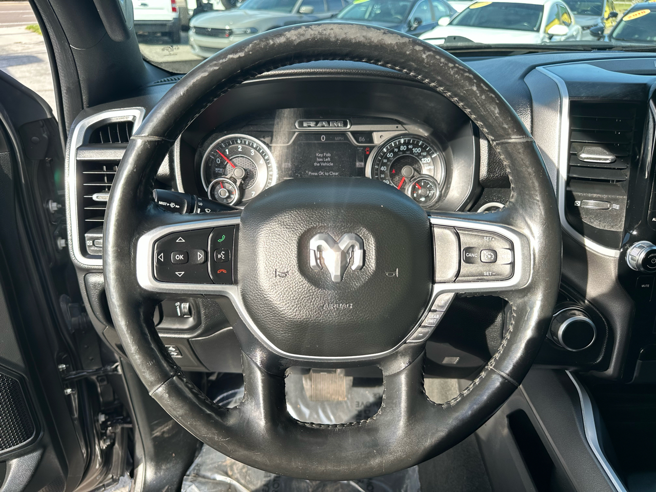 RAM 1500 Lone Star 4x2 Crew Cab 5'7" Box 2020