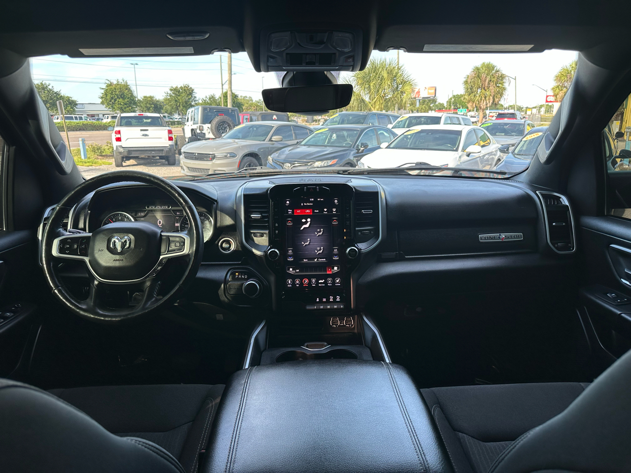 RAM 1500 Lone Star 4x2 Crew Cab 5'7" Box 2020