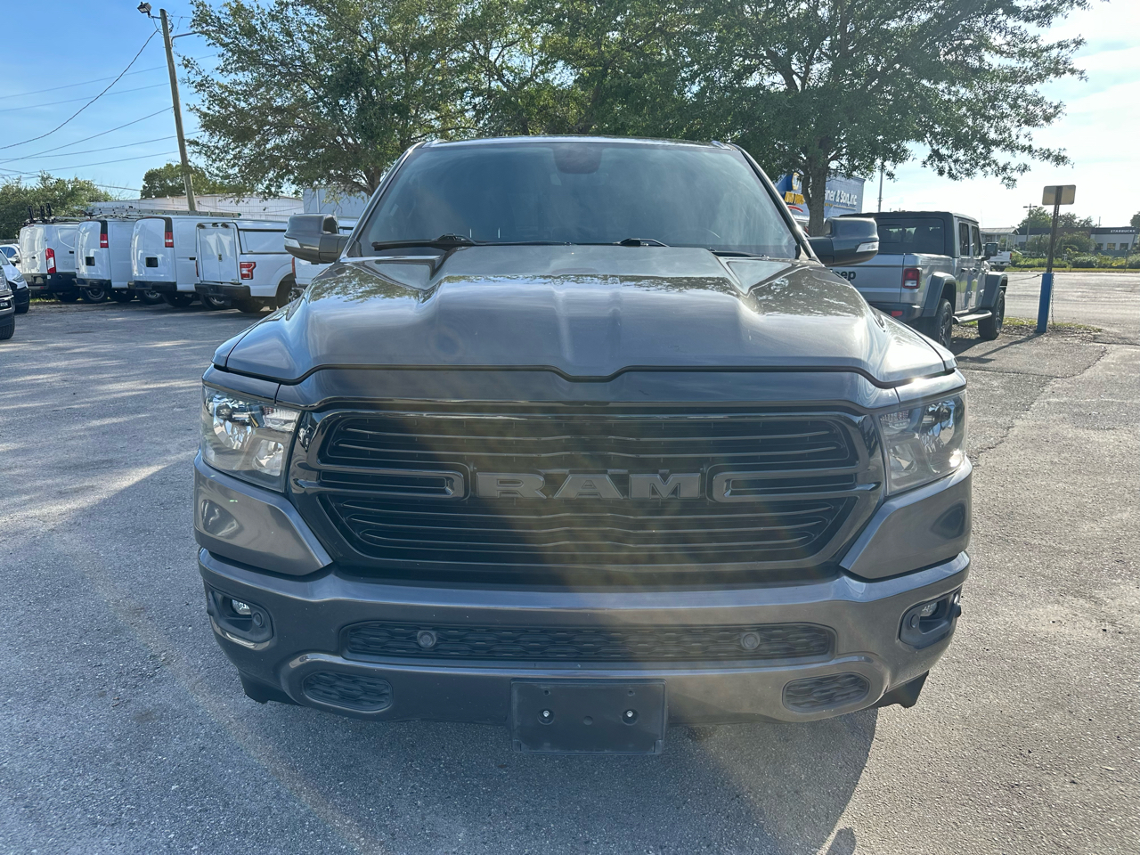 RAM 1500 Lone Star 4x2 Crew Cab 5'7" Box 2020