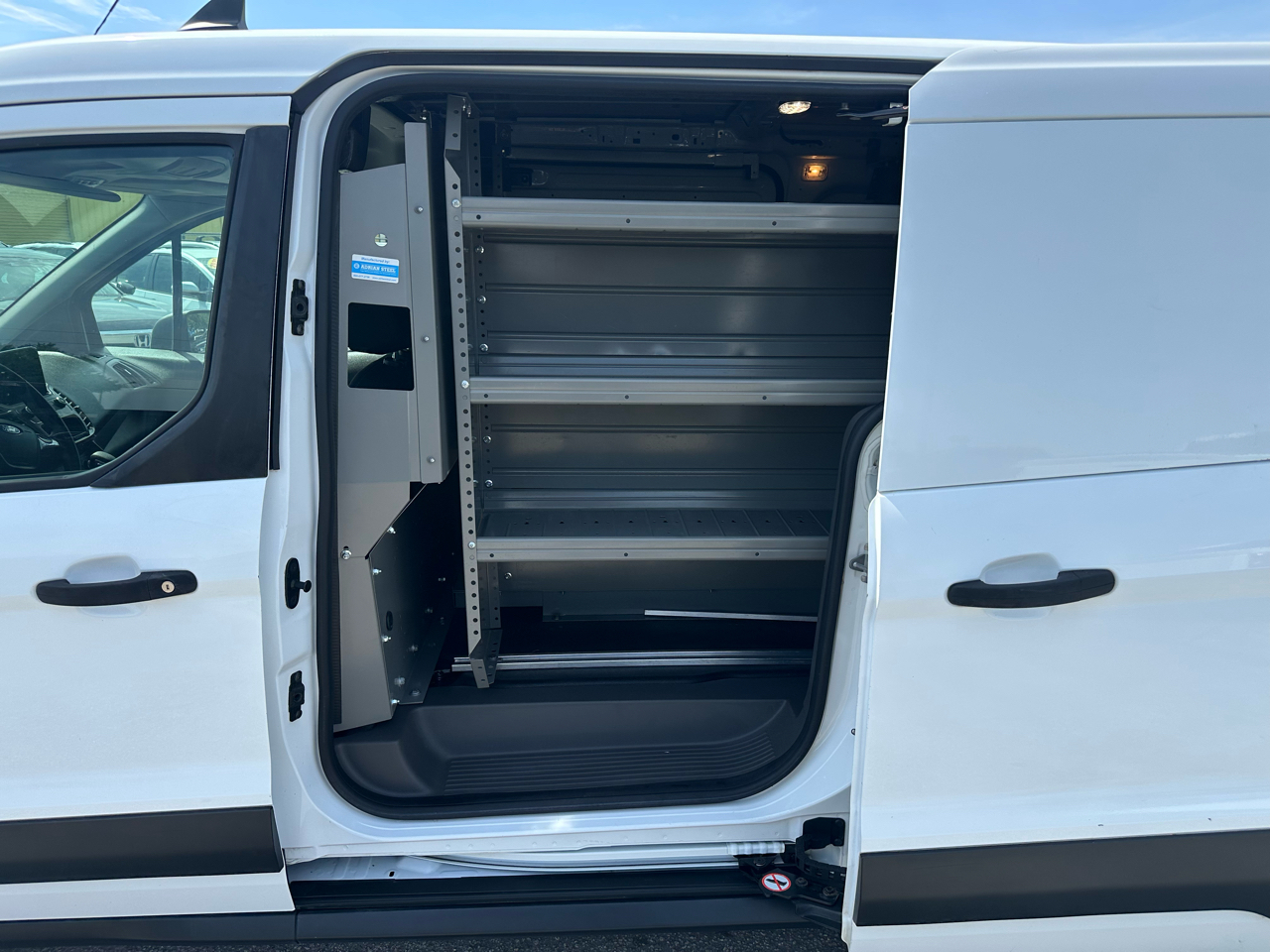 Ford Transit Connect Van XLT LWB w/Rear Symmetrical Doors 2020