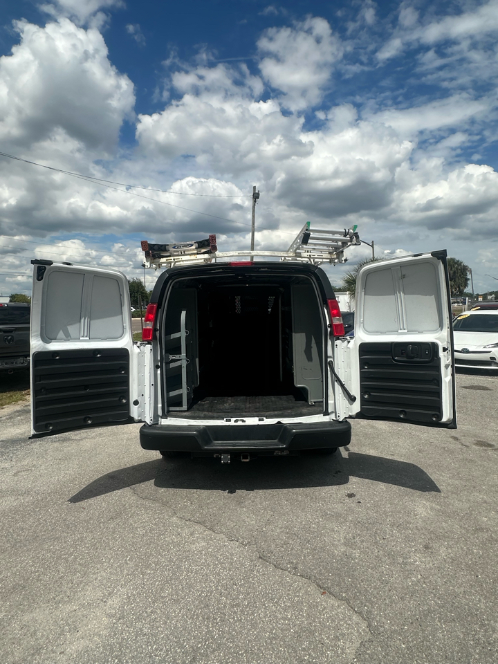 Chevrolet Express Cargo Van RWD 2500 135" 2019