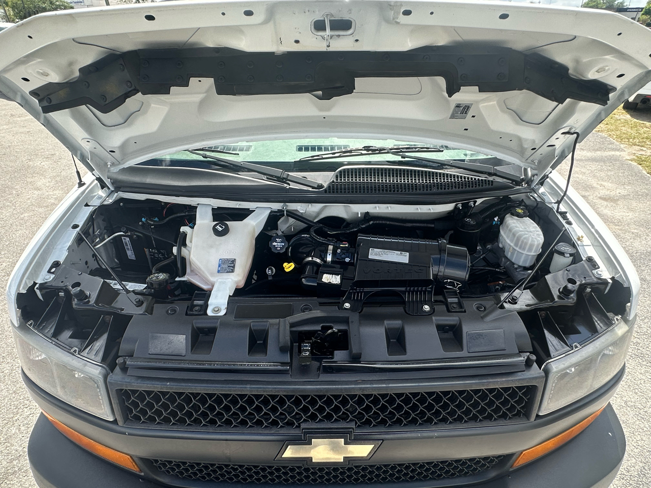 Chevrolet Express Cargo Van RWD 2500 135" 2019