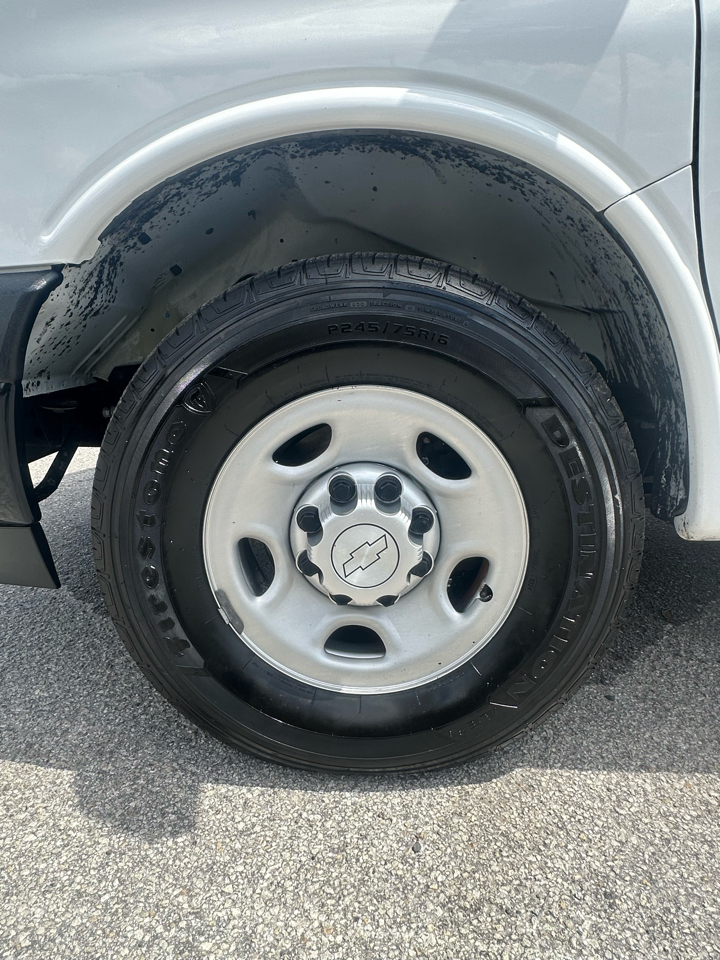 Chevrolet Express Cargo Van RWD 2500 135" 2019