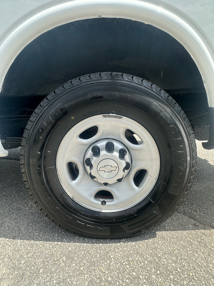Chevrolet Express Cargo Van RWD 2500 135" 2019