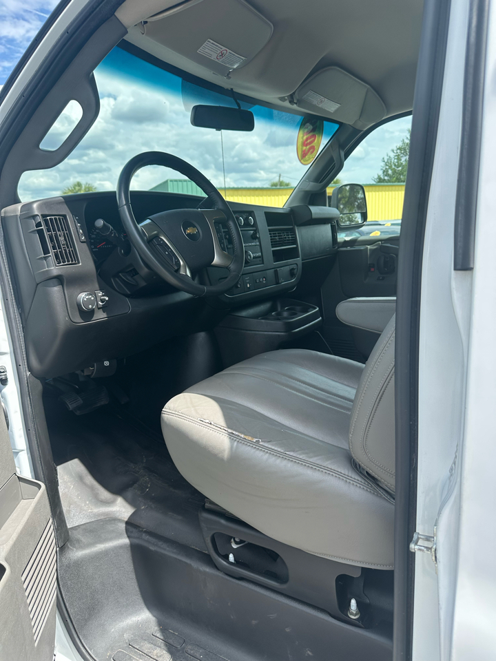 Chevrolet Express Cargo Van RWD 2500 135" 2019