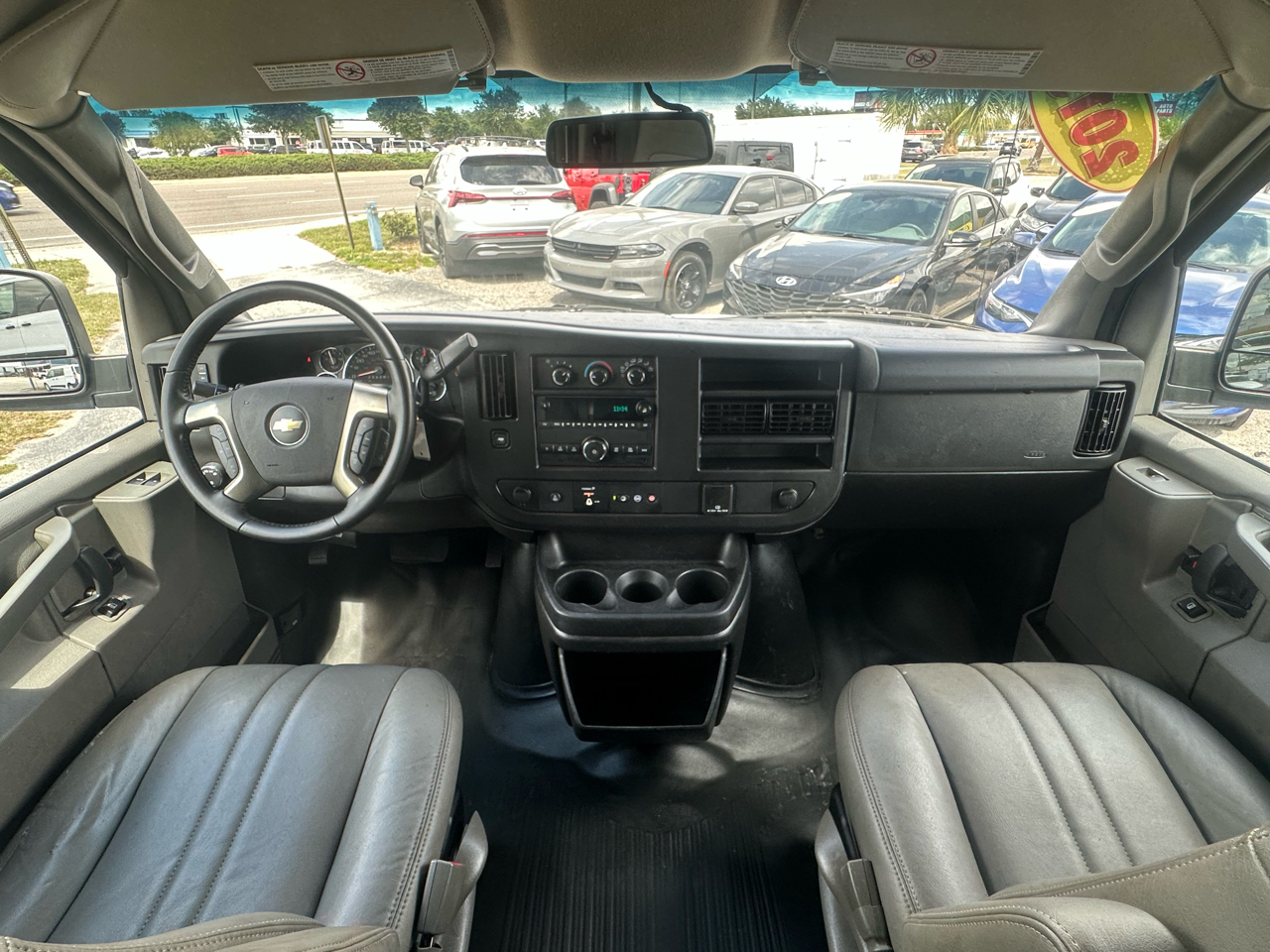 Chevrolet Express Cargo Van RWD 2500 135" 2019