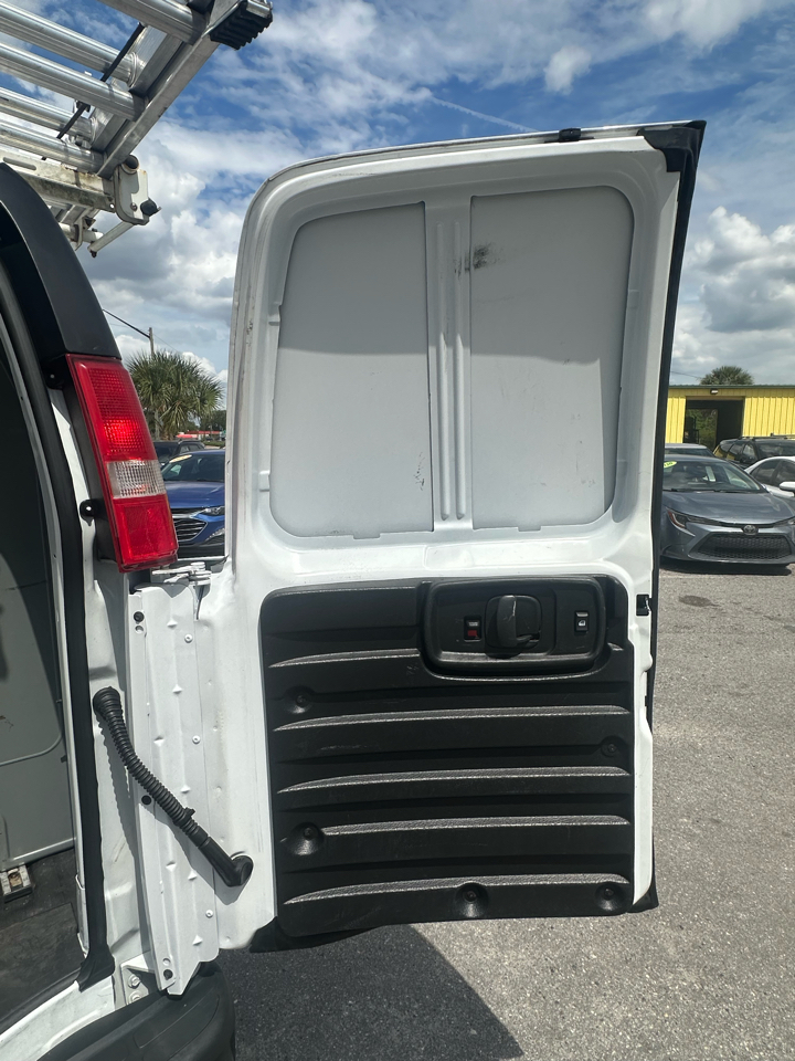 Chevrolet Express Cargo Van RWD 2500 135" 2019