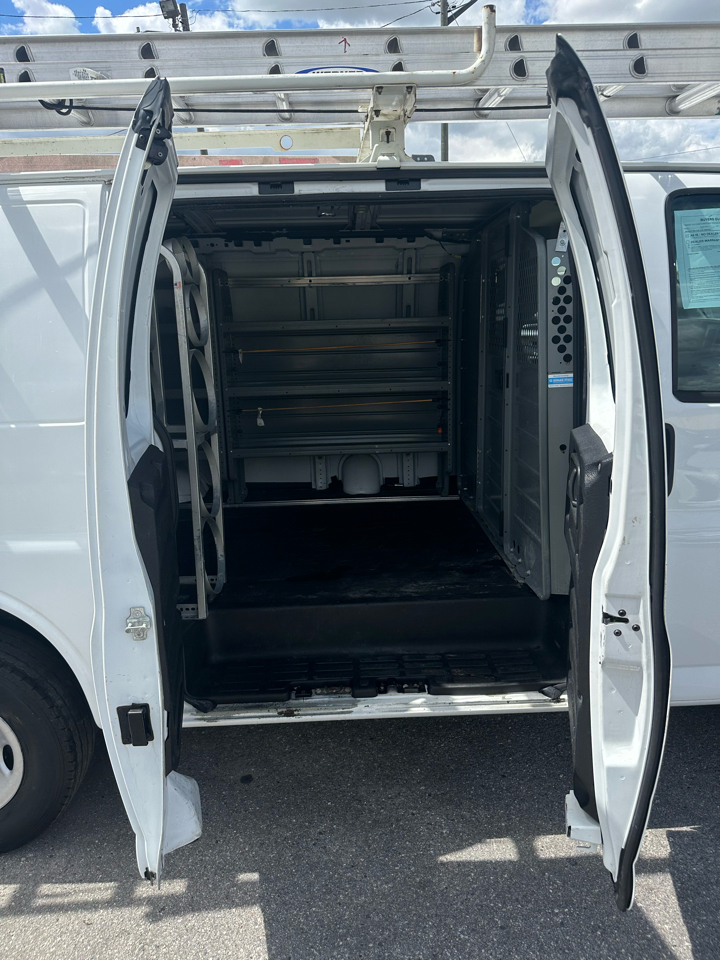 Chevrolet Express Cargo Van RWD 2500 135" 2019