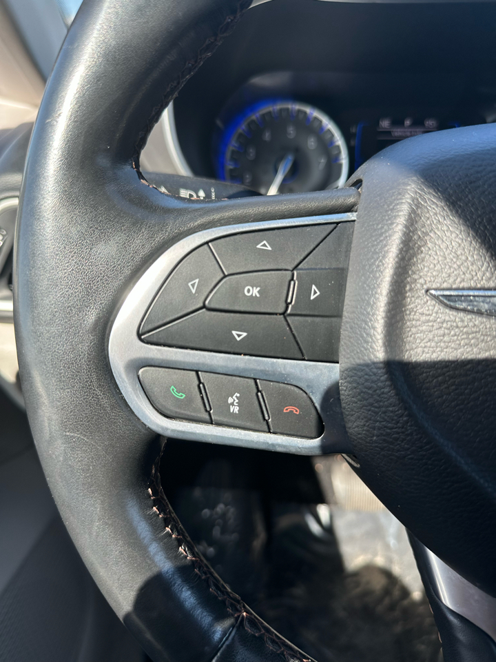 Chrysler Pacifica Touring L FWD 2020