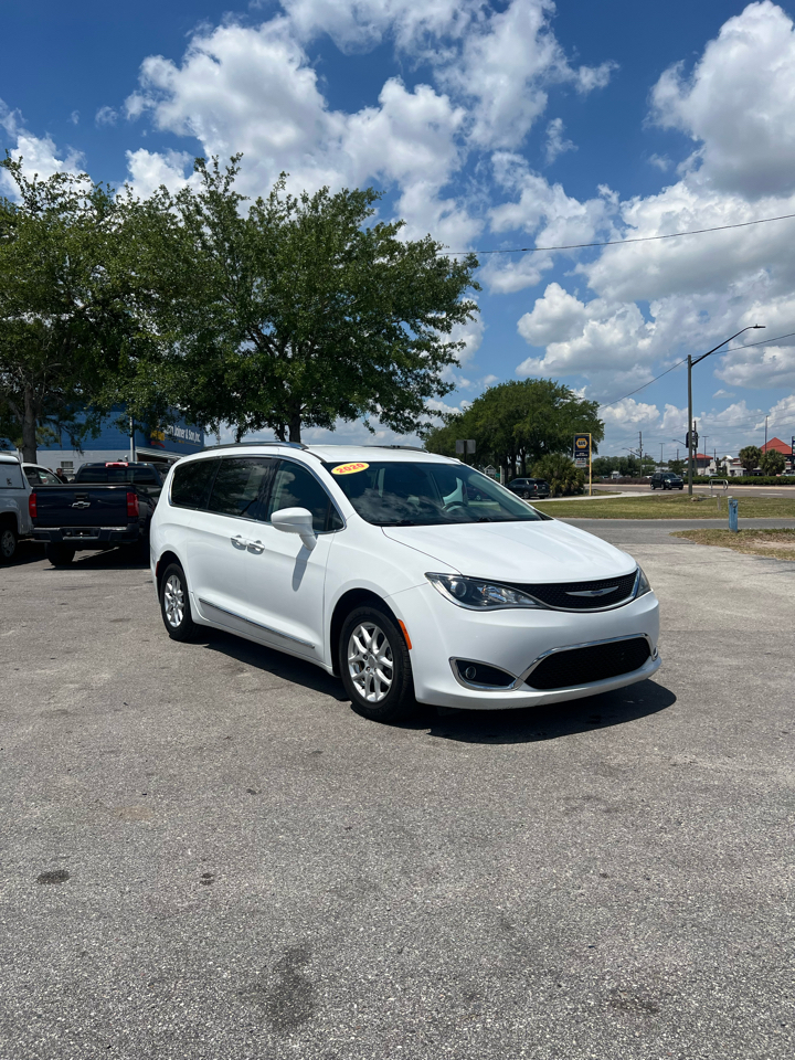 Chrysler Pacifica Touring L FWD 2020