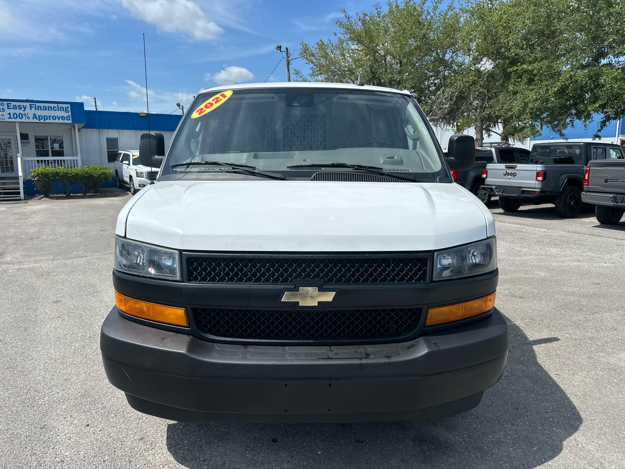 Chevrolet Express Cargo Van RWD 2500 135" 2021