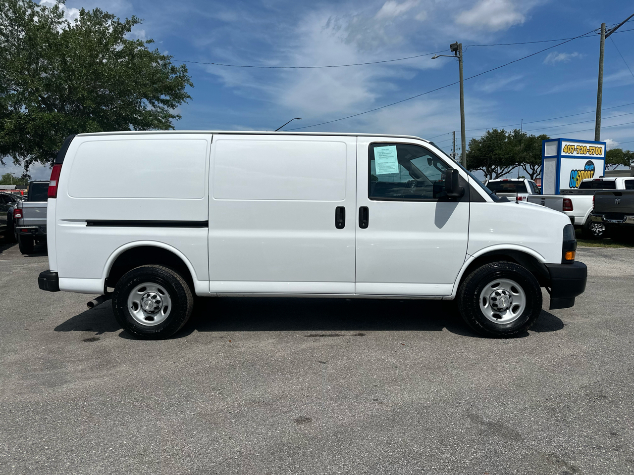 Chevrolet Express Cargo Van RWD 2500 135" 2021