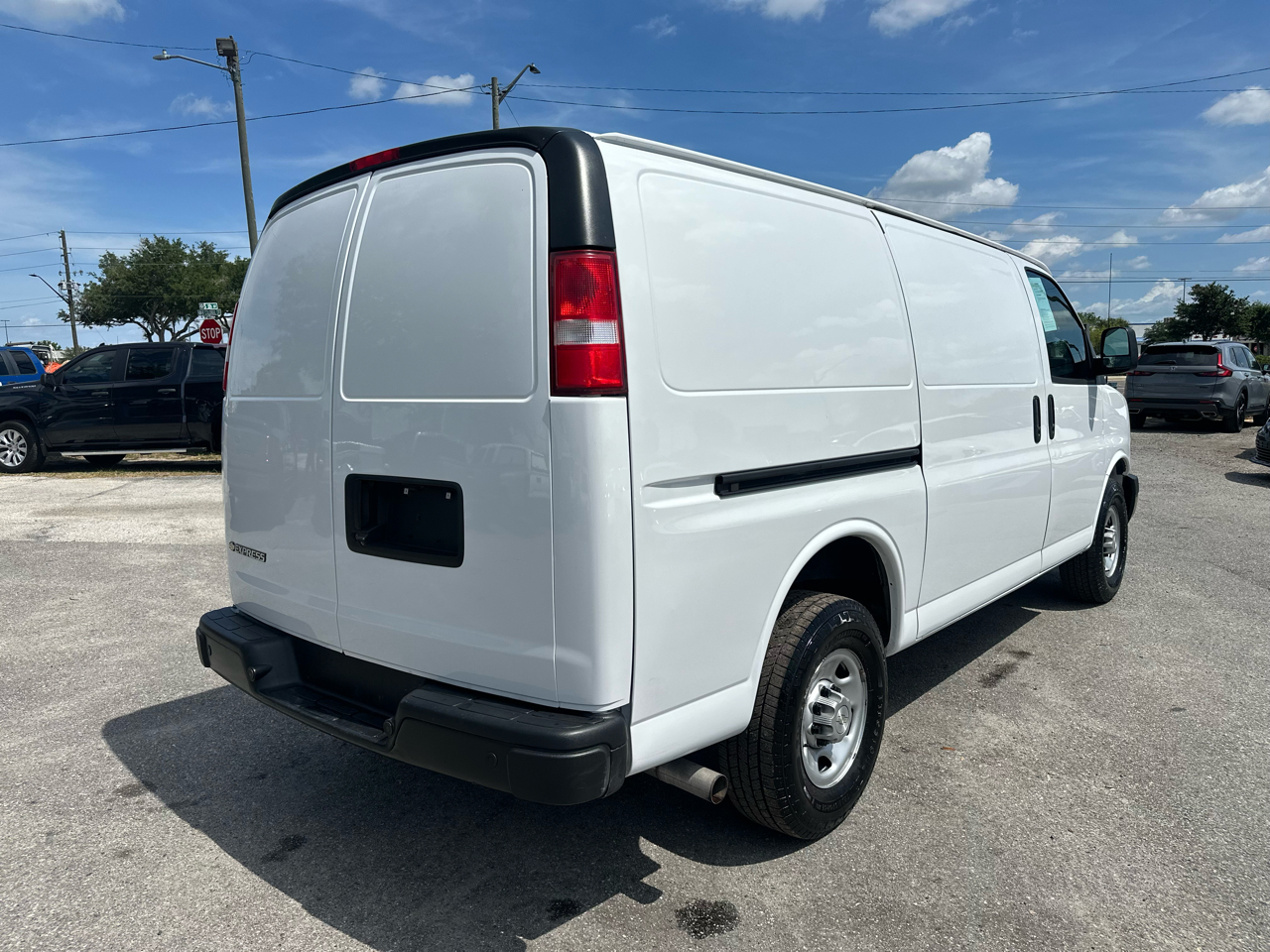 Chevrolet Express Cargo Van RWD 2500 135" 2021