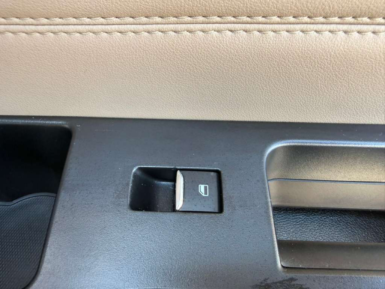 Ford Explorer Limited RWD 2020