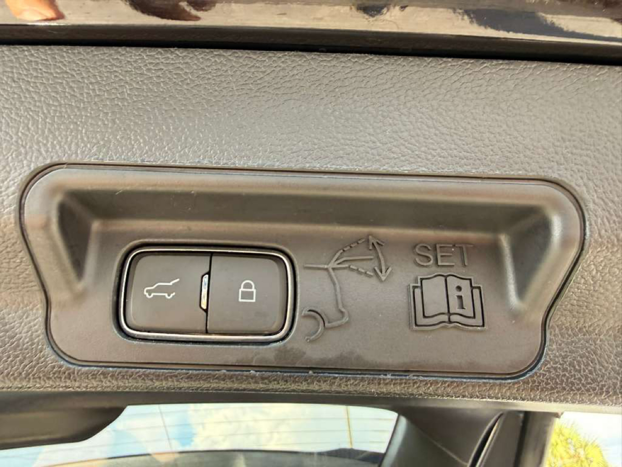 Ford Explorer Limited RWD 2020