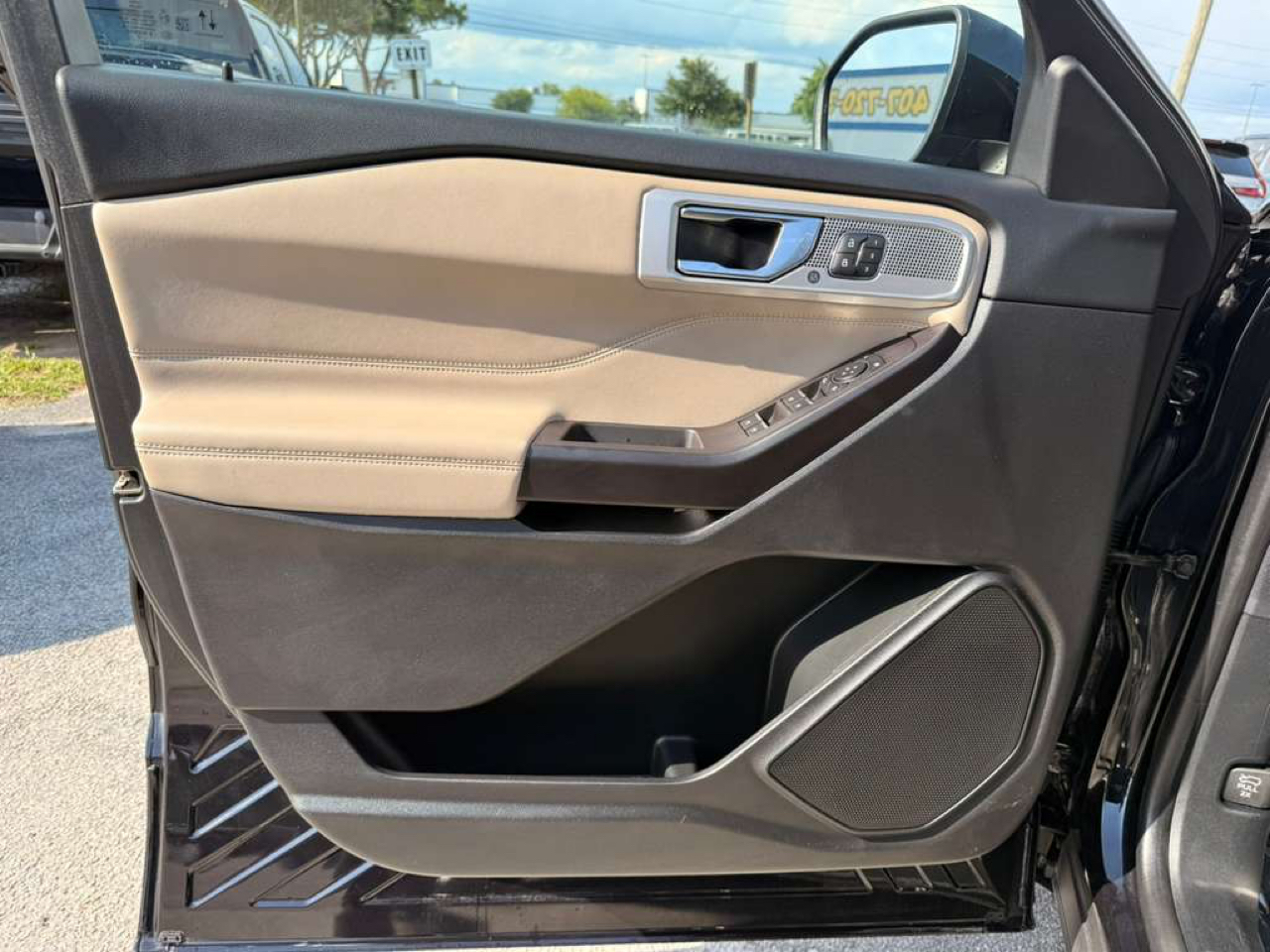 Ford Explorer Limited RWD 2020