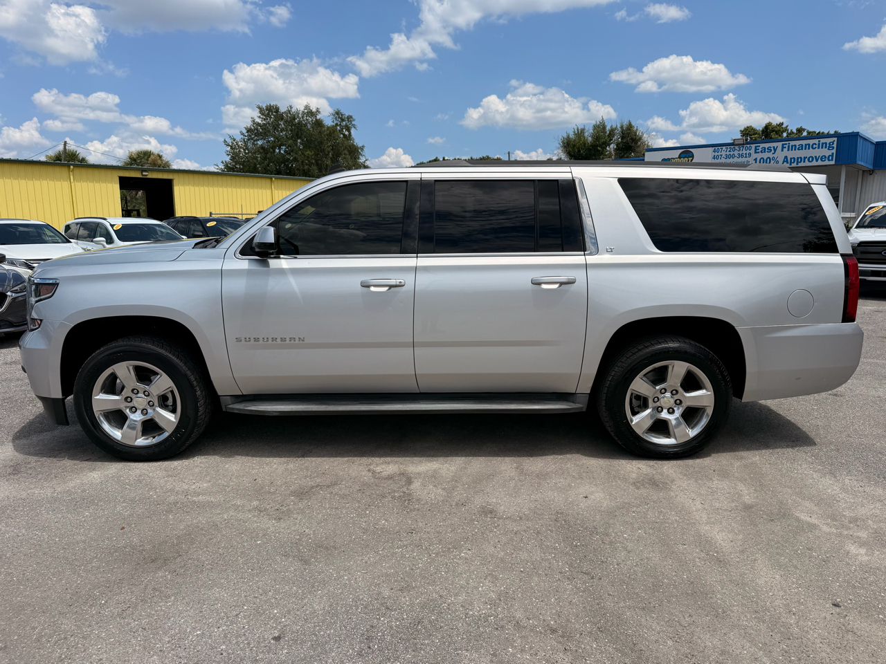 Chevrolet Suburban 4WD 4dr LT 2015