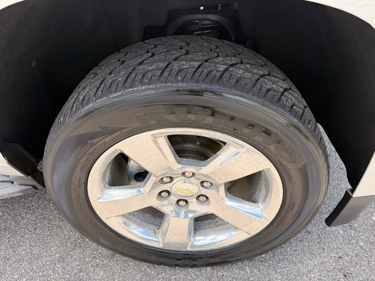 Chevrolet Suburban 4WD 4dr LT 2015