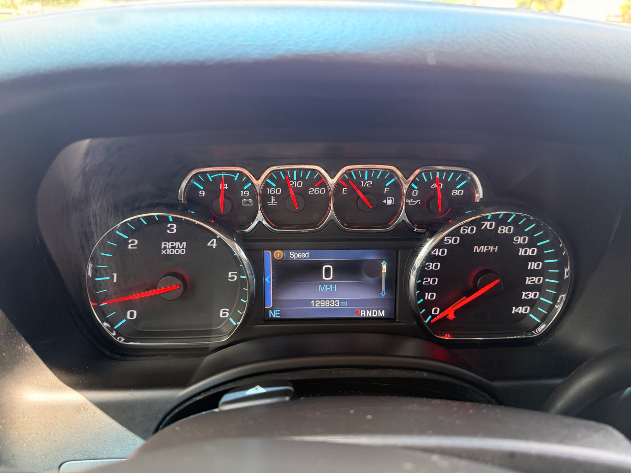 Chevrolet Suburban 4WD 4dr LT 2015