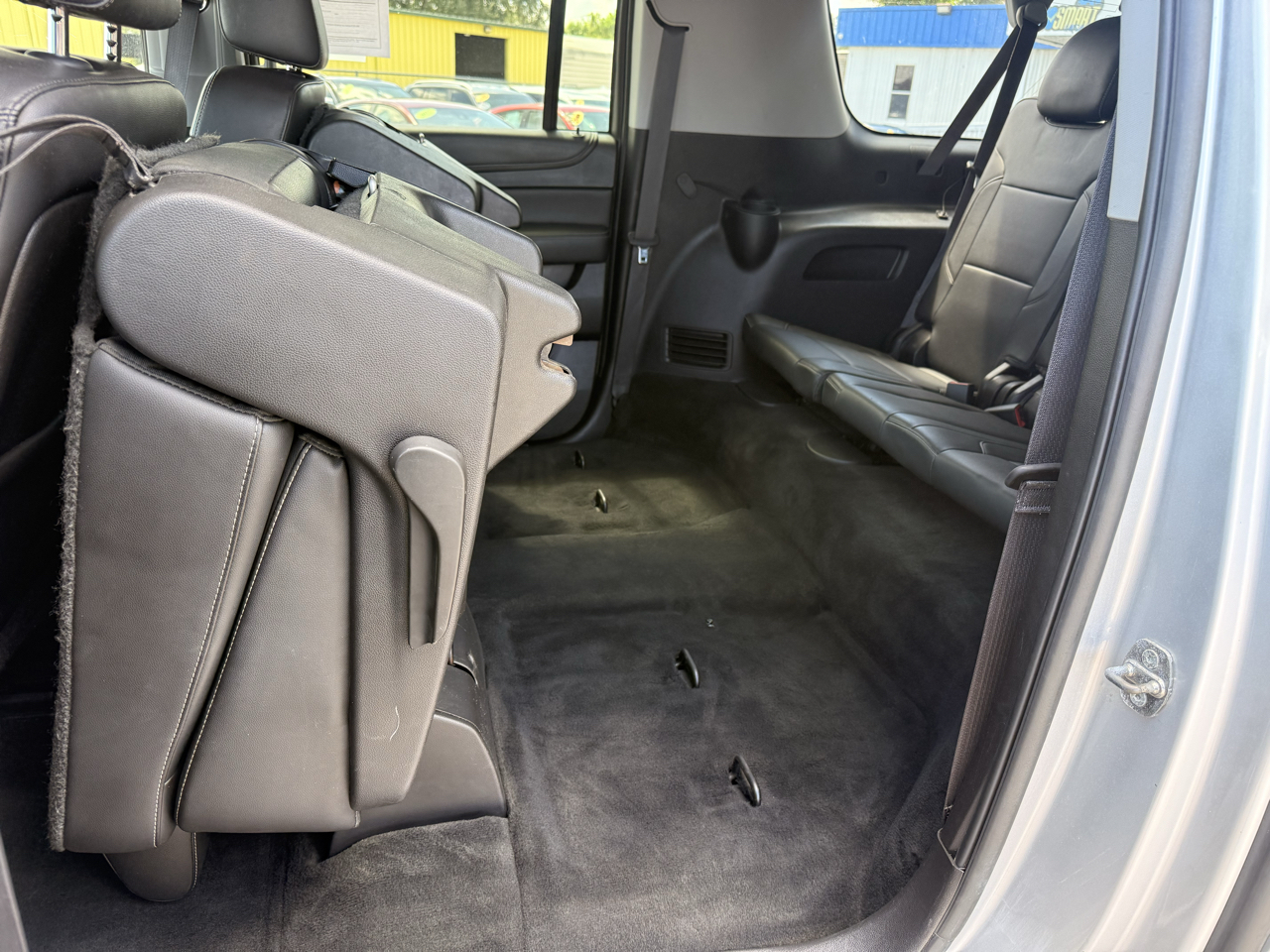 Chevrolet Suburban 4WD 4dr LT 2015