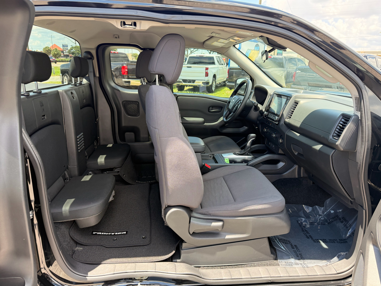 Nissan Frontier King Cab 4x2 S Auto 2022