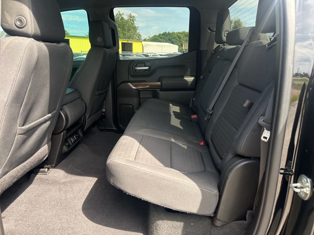 Chevrolet Silverado 1500 2WD Crew Cab 147" RST 2020