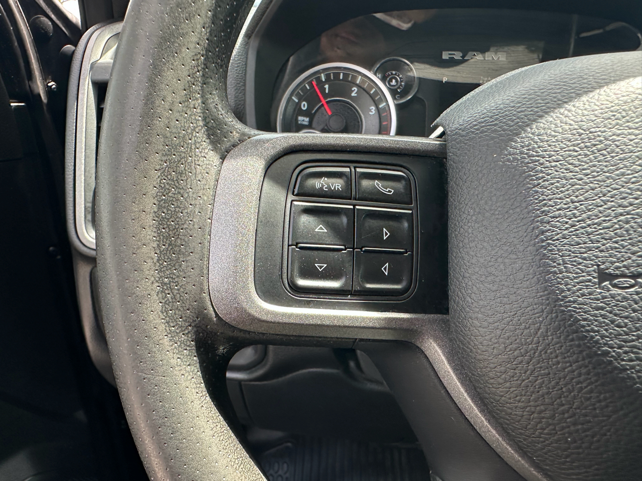 RAM 3500 Tradesman 4x4 Crew Cab 8' Box 2021