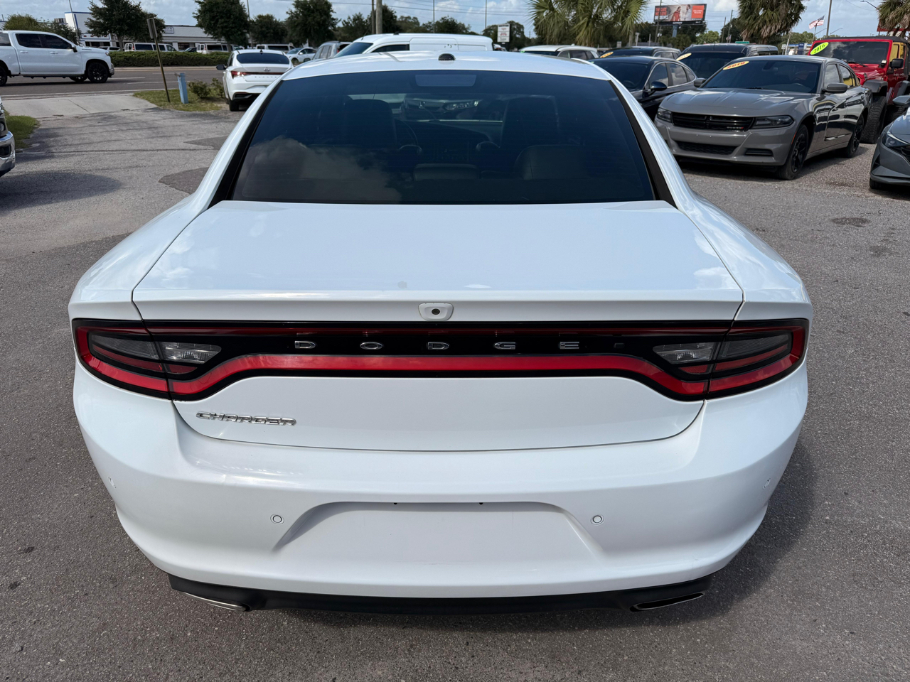 Dodge Charger SXT RWD 2020