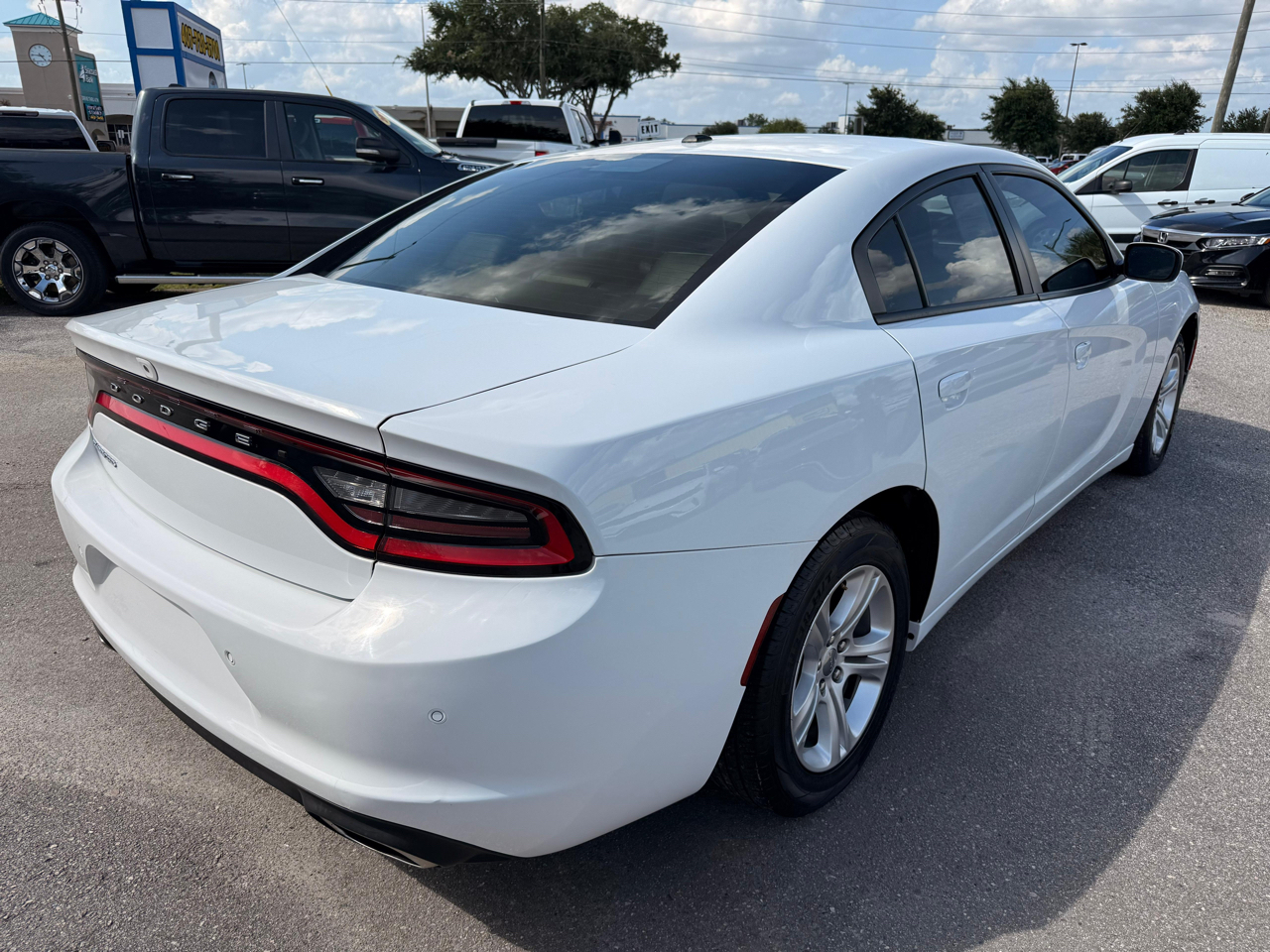 Dodge Charger SXT RWD 2020