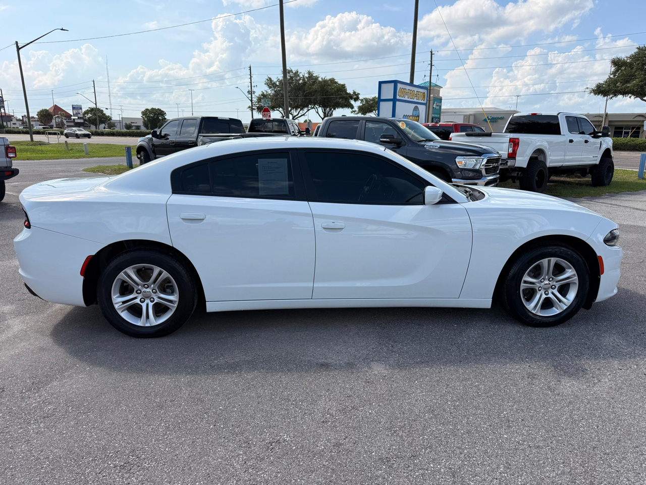 Dodge Charger SXT RWD 2020