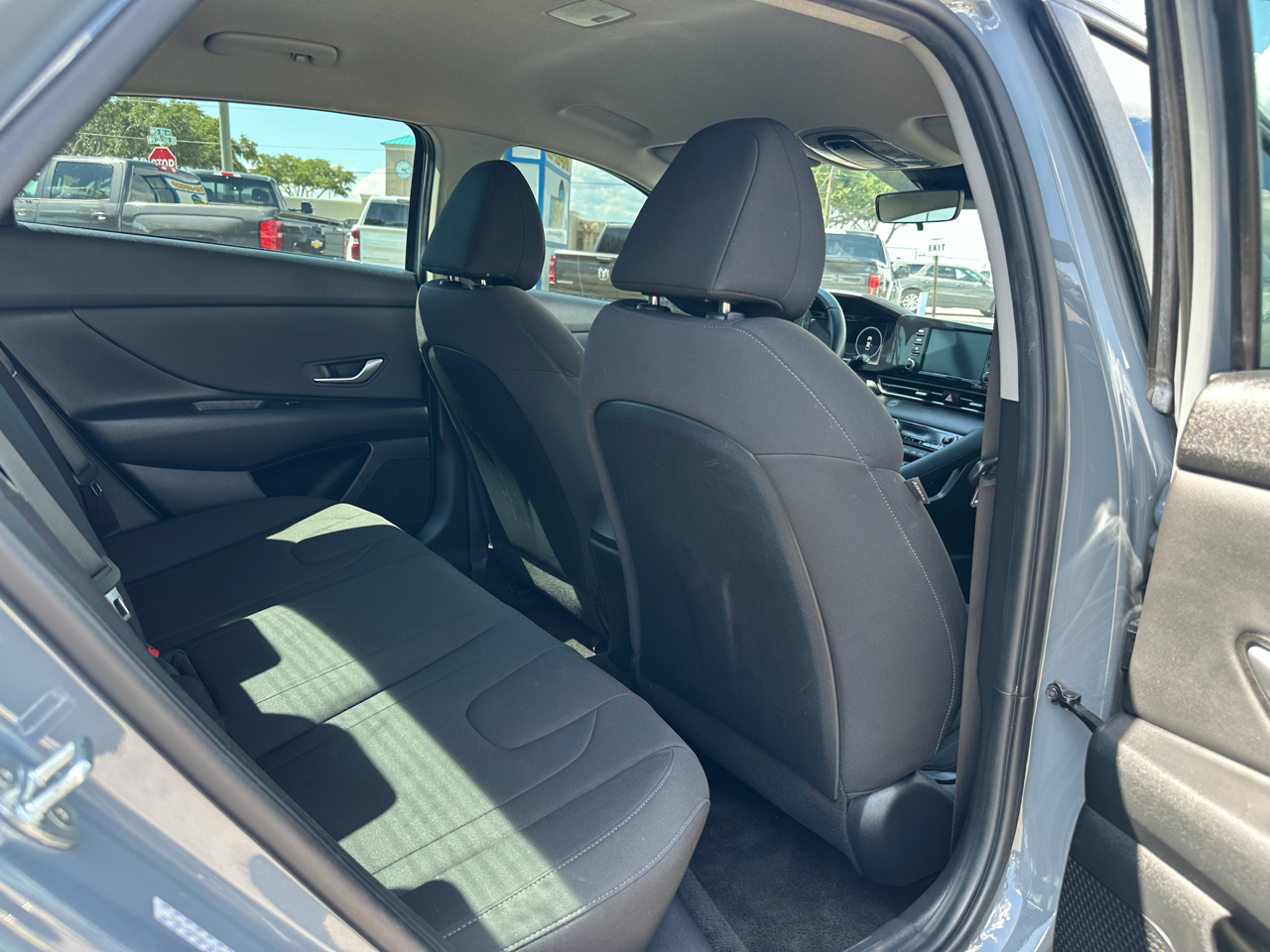 Hyundai Elantra SEL IVT *Ltd Avail* 2021