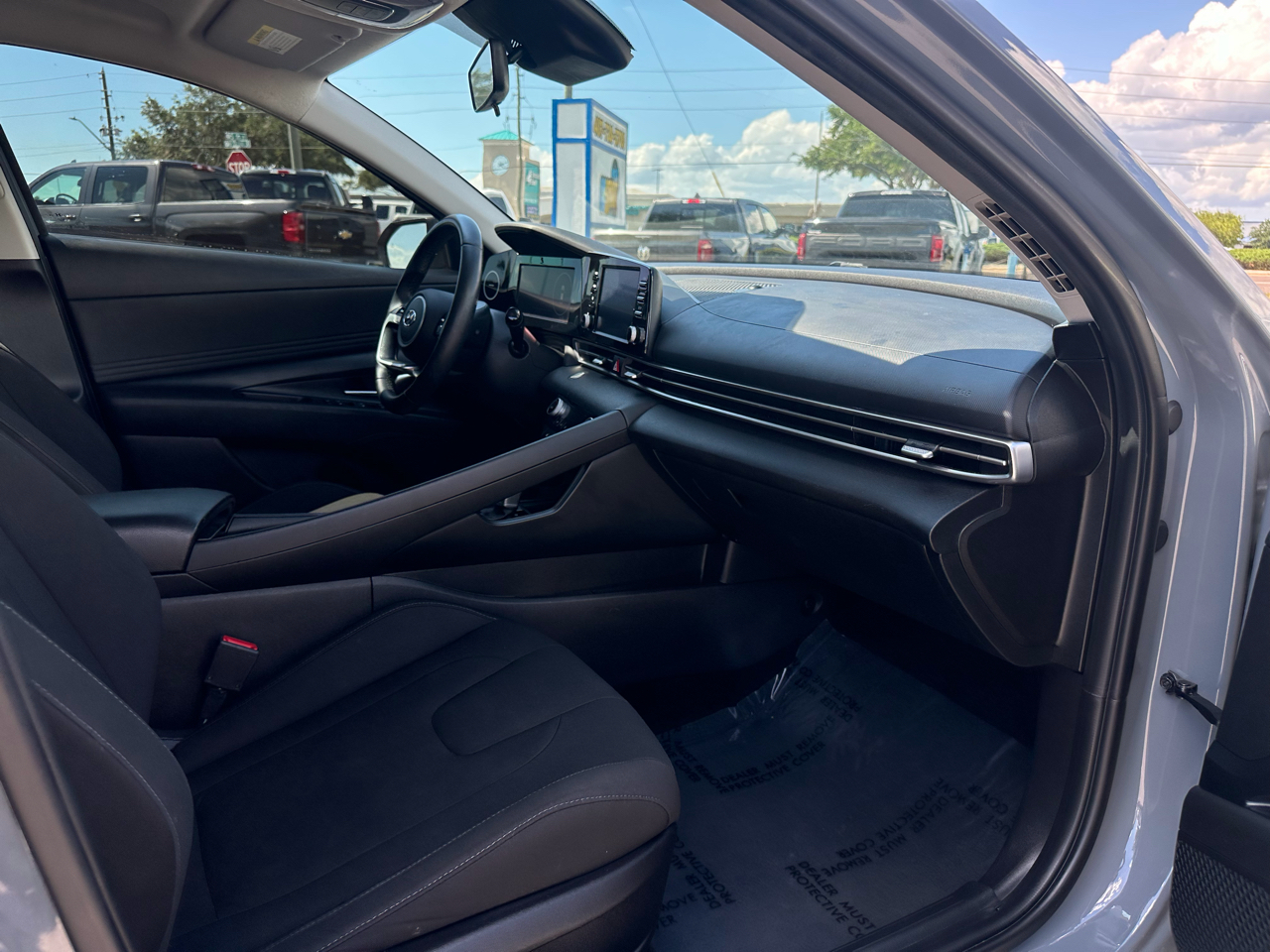 Hyundai Elantra SEL IVT *Ltd Avail* 2021