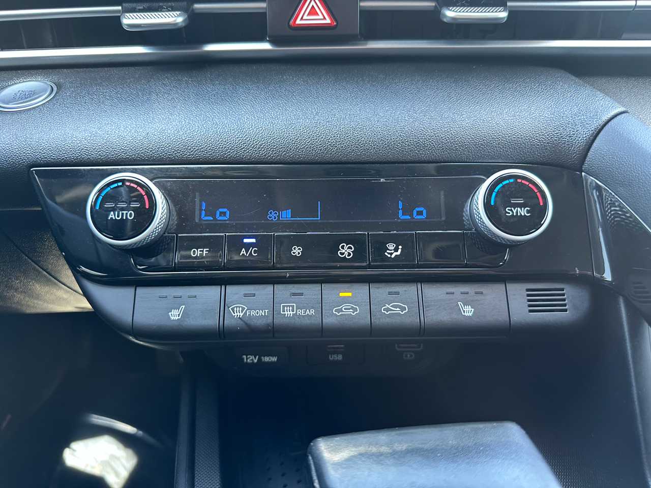 Hyundai Elantra SEL IVT *Ltd Avail* 2021