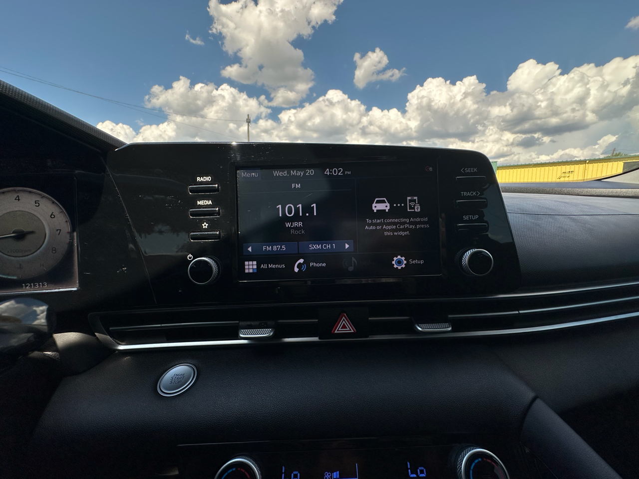 Hyundai Elantra SEL IVT *Ltd Avail* 2021