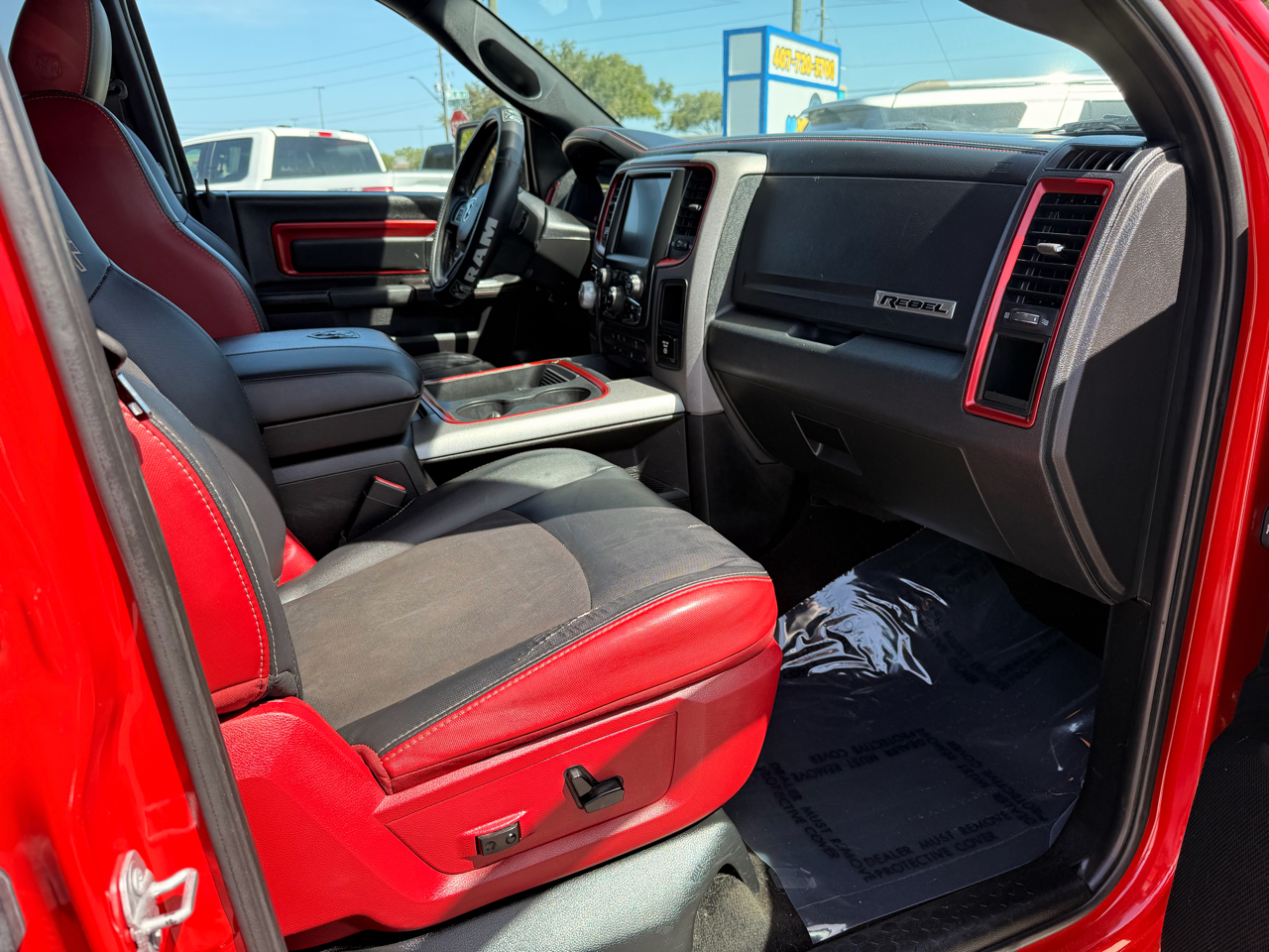 RAM 1500 2WD Crew Cab 140.5" Rebel 2016