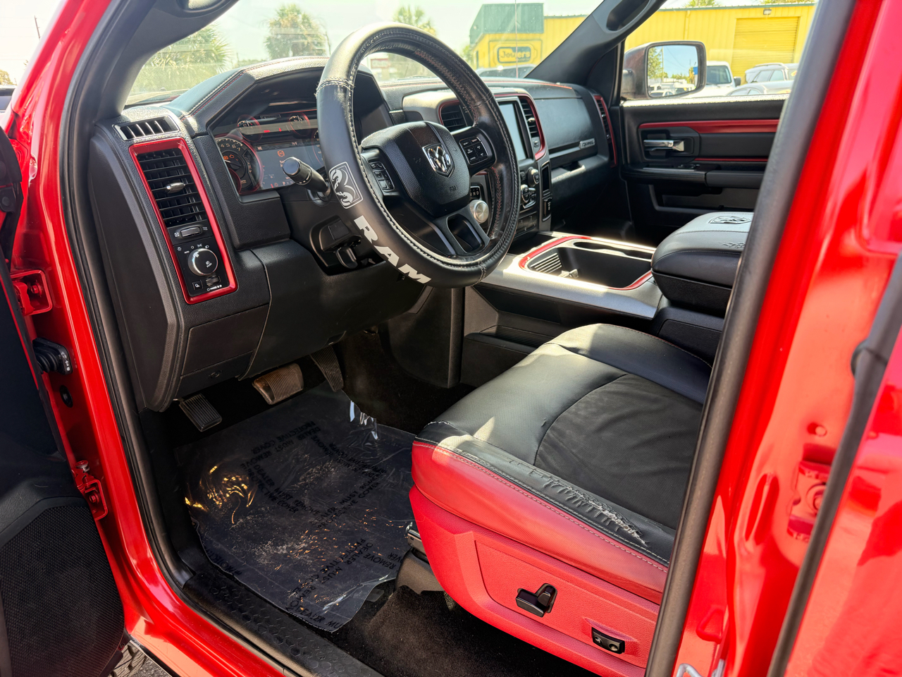 RAM 1500 2WD Crew Cab 140.5" Rebel 2016