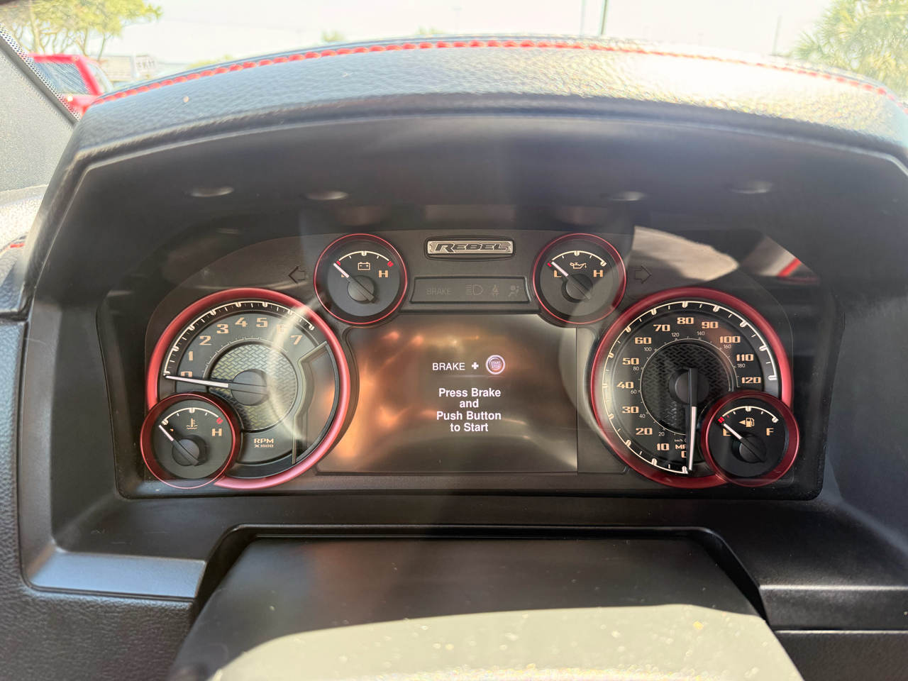 RAM 1500 2WD Crew Cab 140.5" Rebel 2016