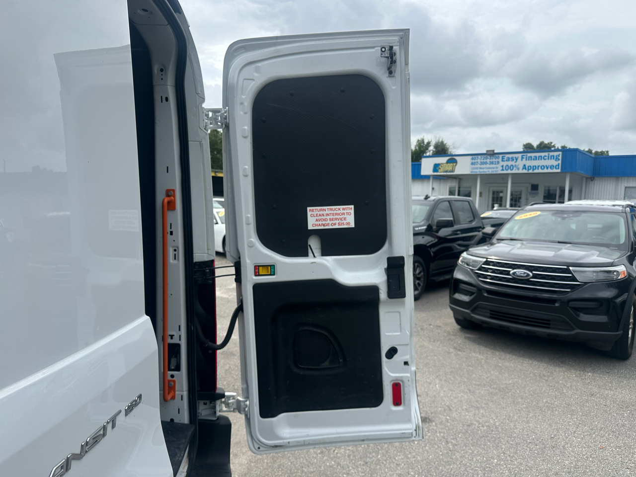 Ford Transit Van T-150 148" Med Rf 8600 GVWR Sliding RH Dr 2019