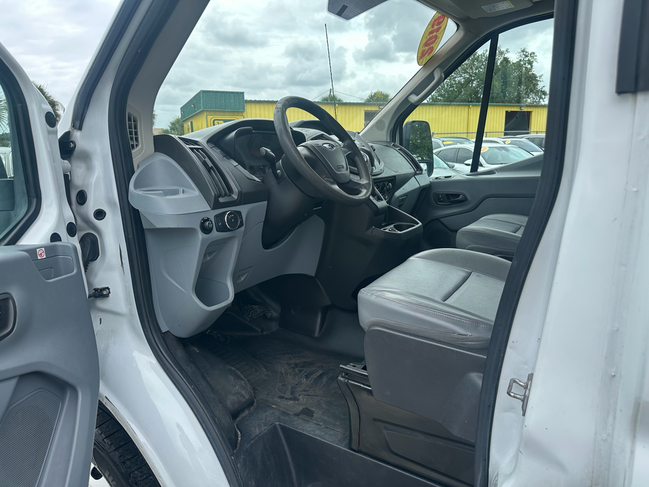 Ford Transit Van T-150 148" Med Rf 8600 GVWR Sliding RH Dr 2019