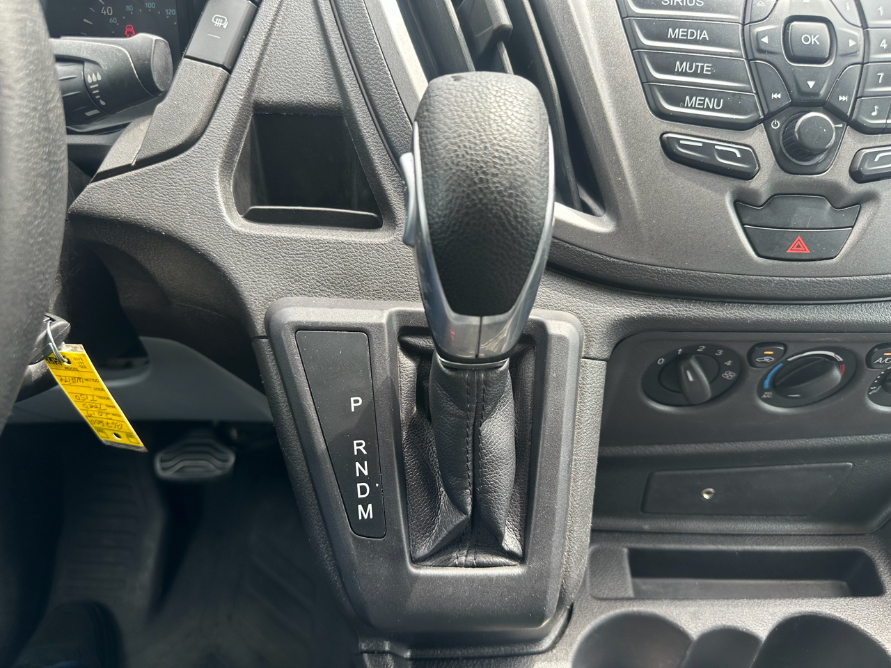 Ford Transit Van T-150 148" Med Rf 8600 GVWR Sliding RH Dr 2019