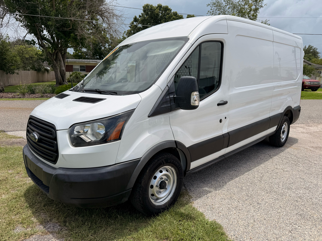 Ford Transit Van T-150 148" Med Rf 8600 GVWR Sliding RH Dr 2019