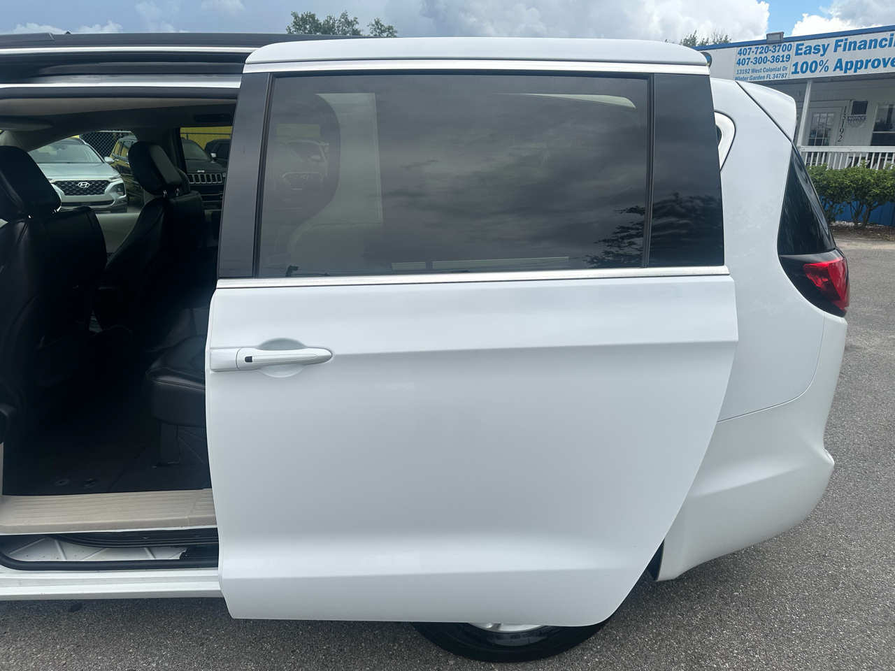 Chrysler Pacifica Touring L FWD 2022