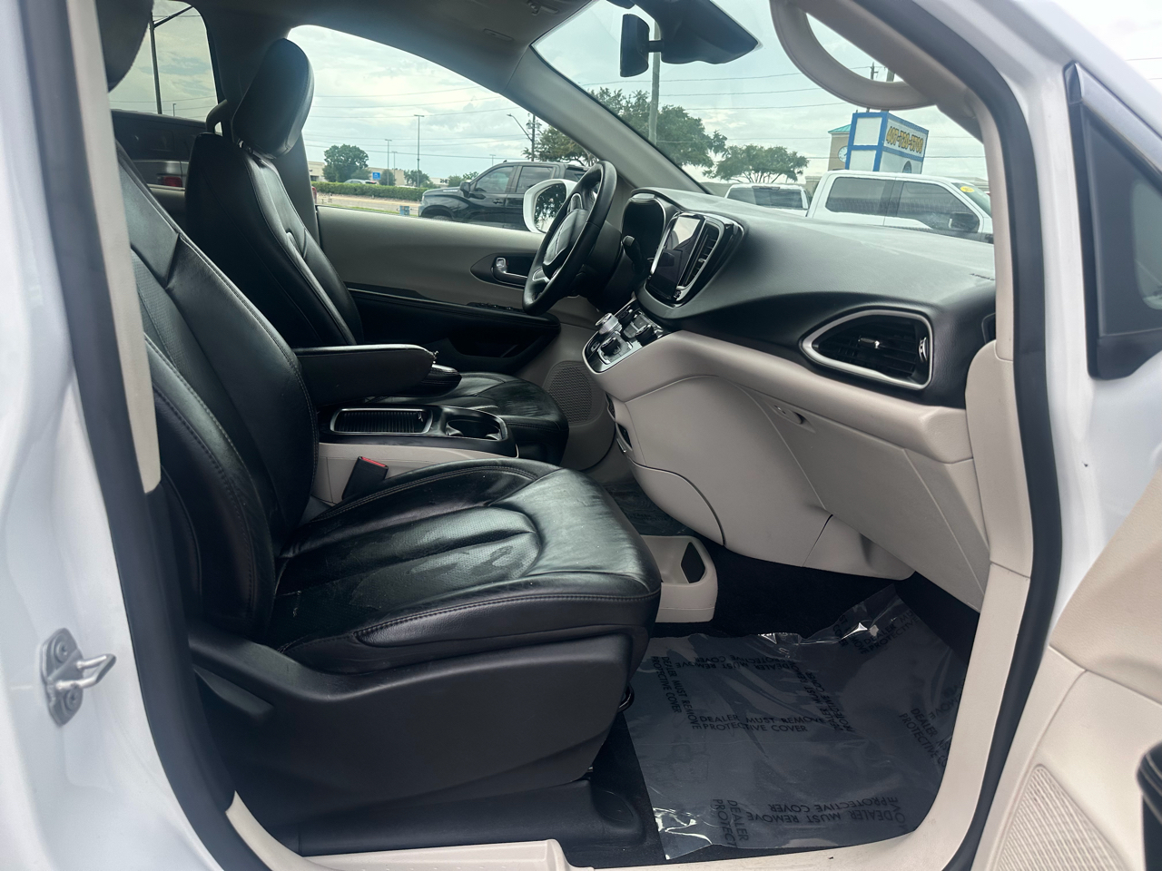 Chrysler Pacifica Touring L FWD 2022
