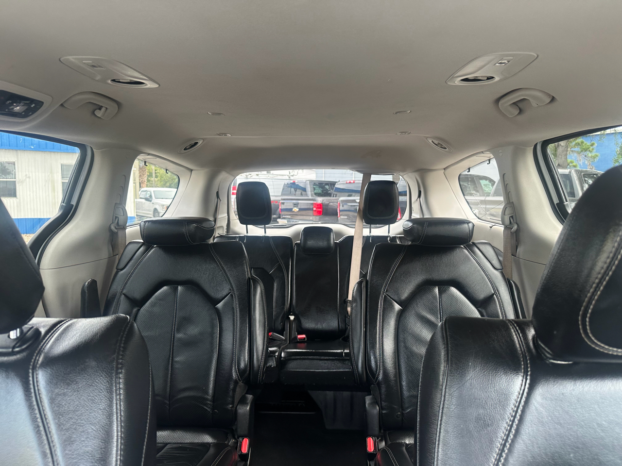 Chrysler Pacifica Touring L FWD 2022