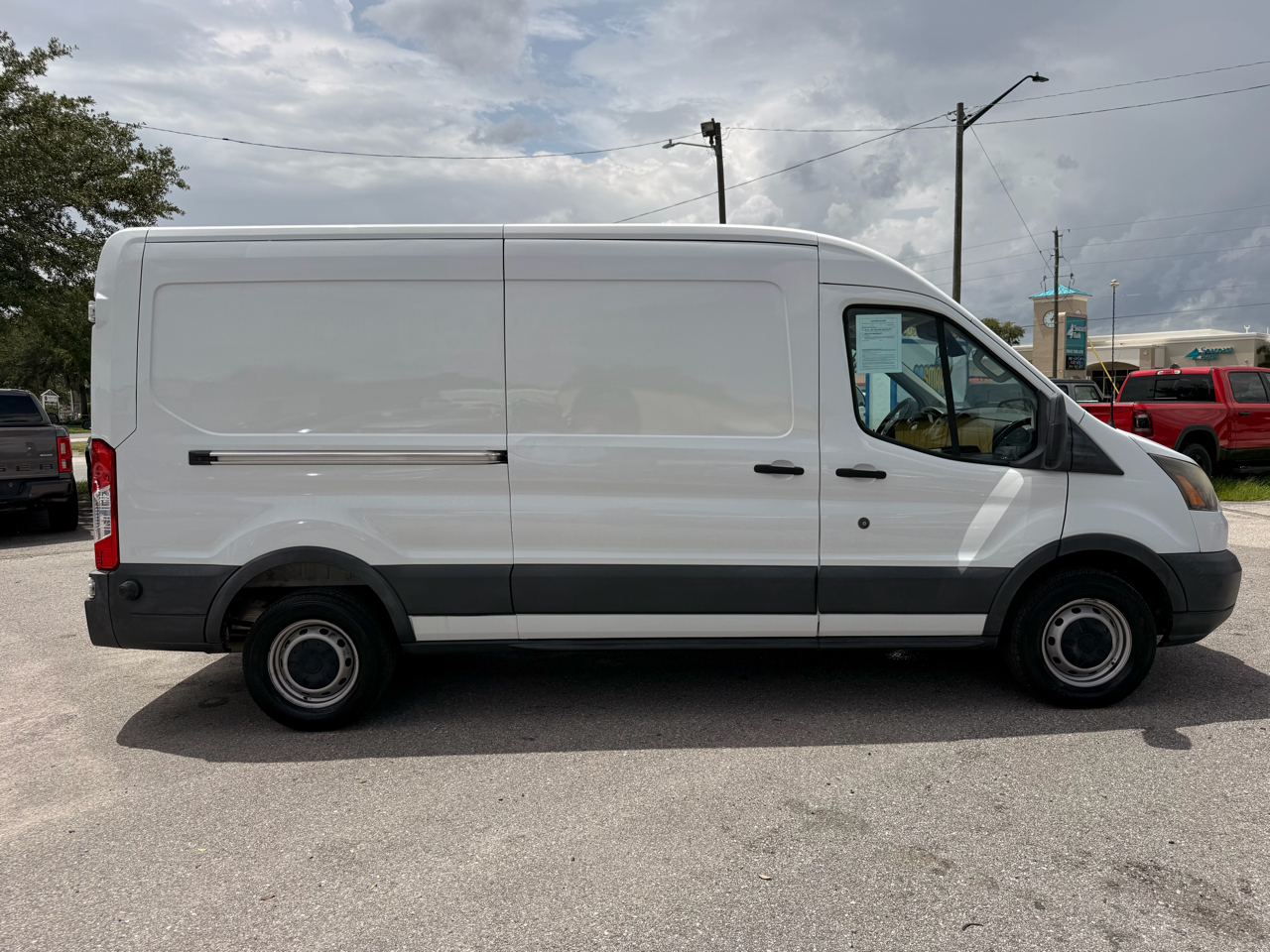 Ford Transit Van T-150 148" Med Rf 8600 GVWR Sliding RH Dr 2017