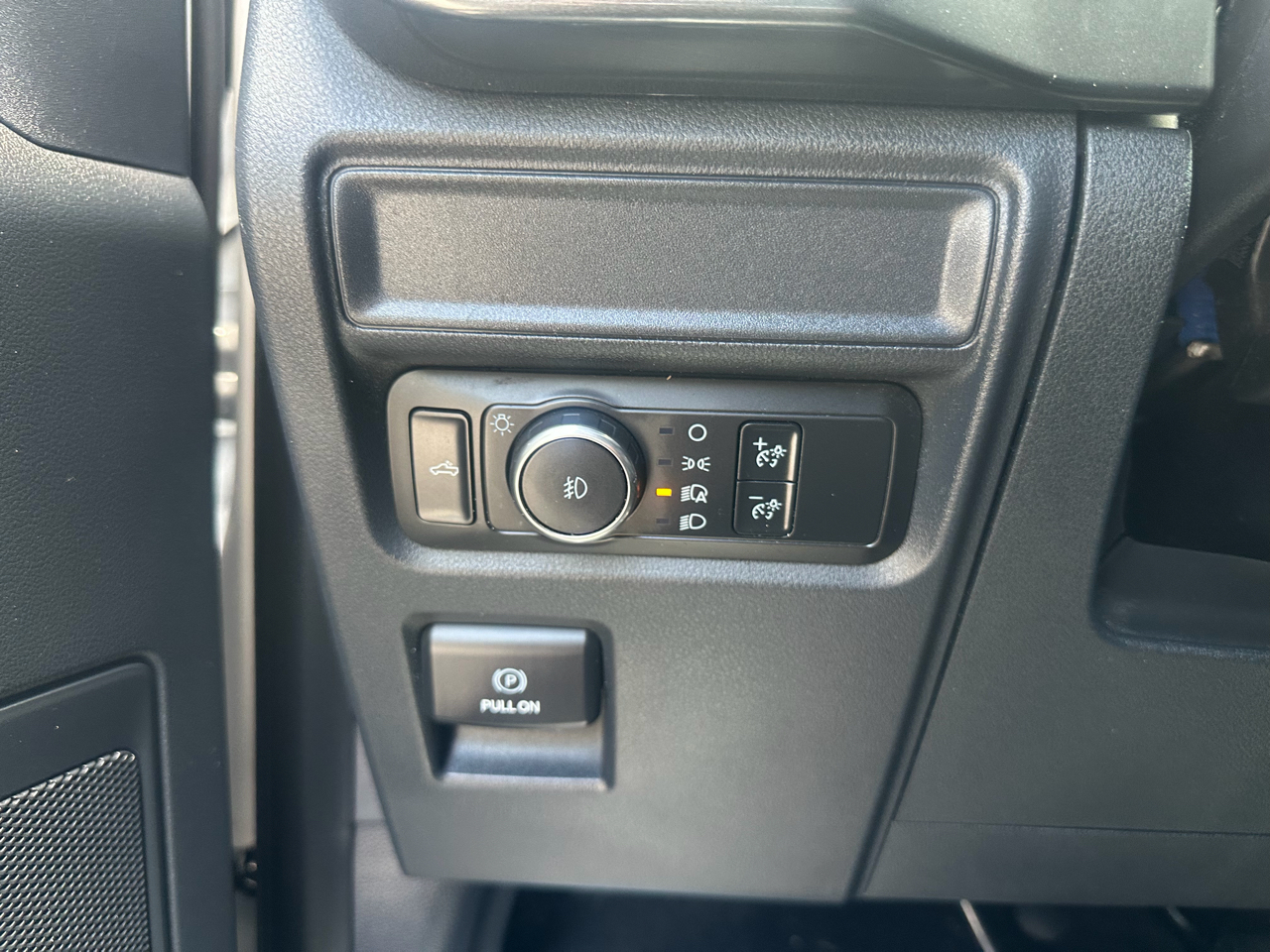 Ford F-150 XL 2WD SuperCrew 5.5' Box 2021